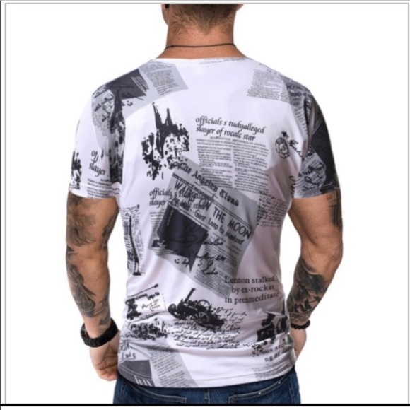XL•MEN’SNewsprint theme men’s shirt - Picture 3 of 4